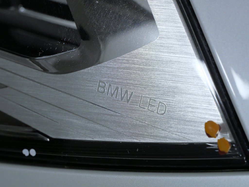 Used 2018 Mineral White Metallic BMW xDrive28i image 5