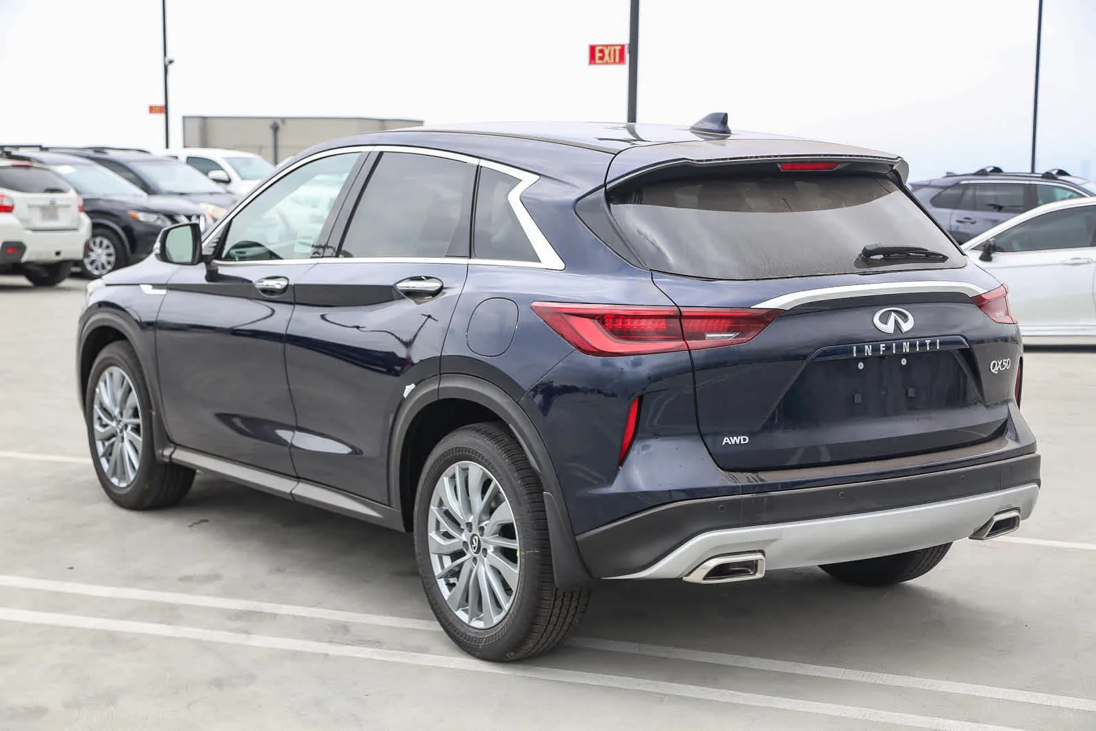 New 2025 HERMOSA BLUE INFINITI Pure AWD image 8