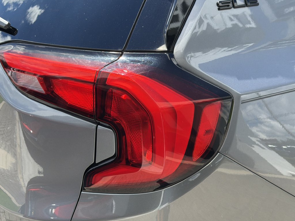 2020 GMC Terrain SLE - Photo 11