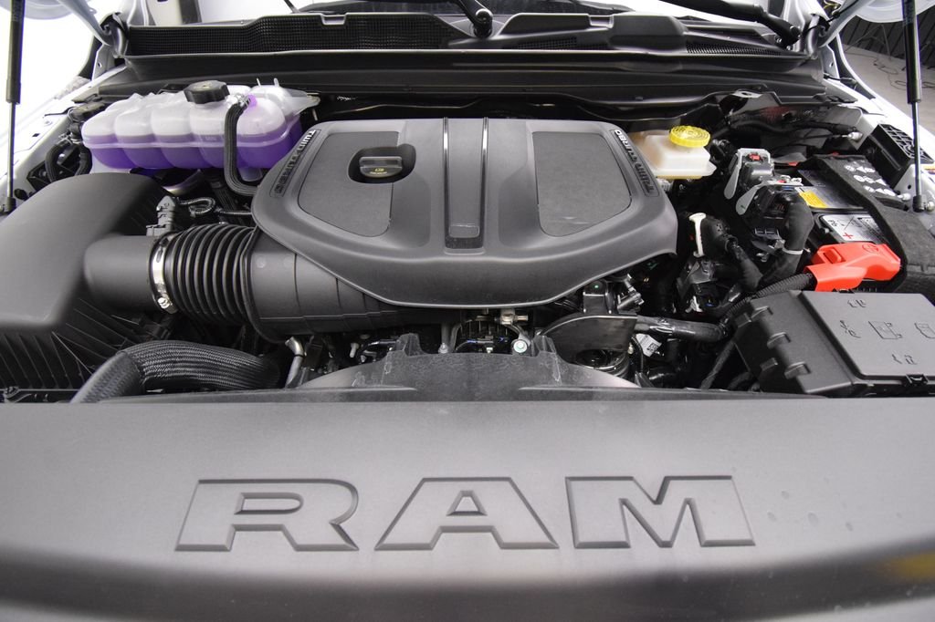 New 2026 Bright White Clear-Coat Exterior Paint RAM Laramie image 17
