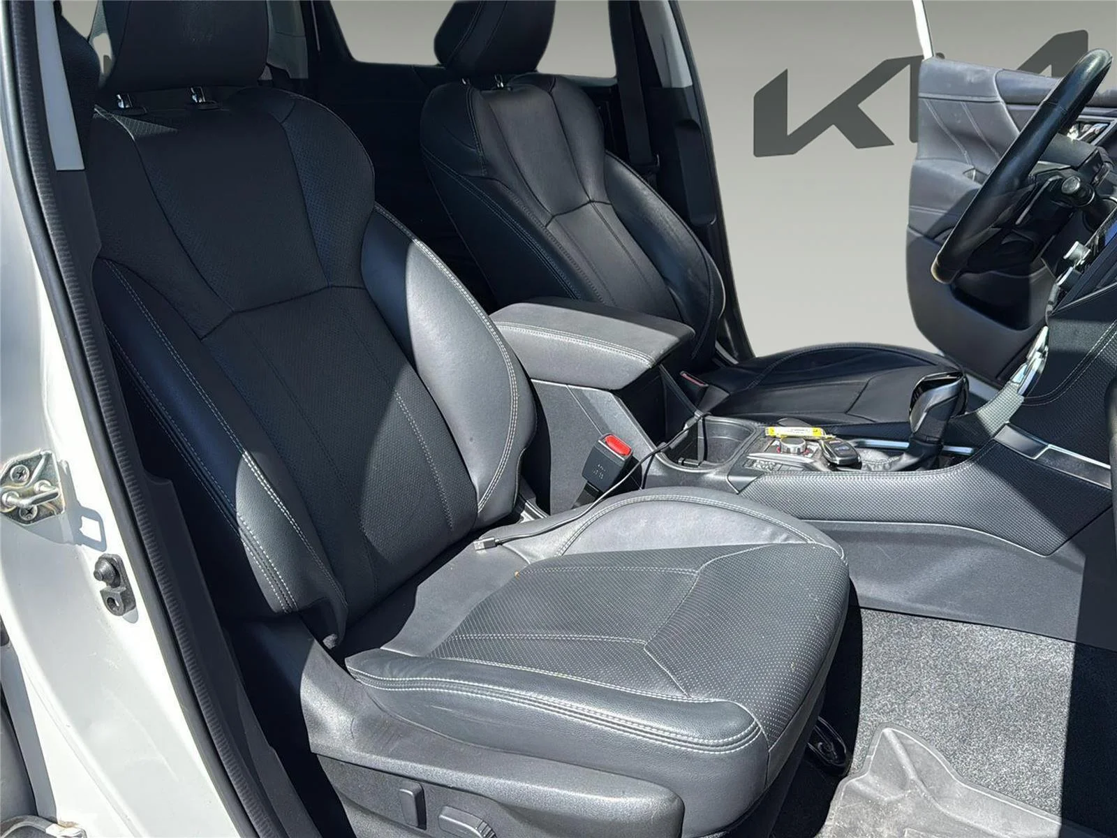 Used 2022 Crystal White Pearl Subaru Touring image 35