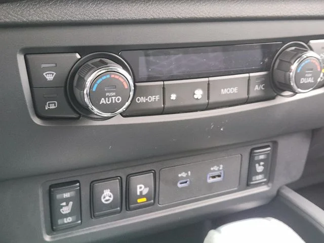 New 2026 Glacier White Nissan Crew Cab SV image 16