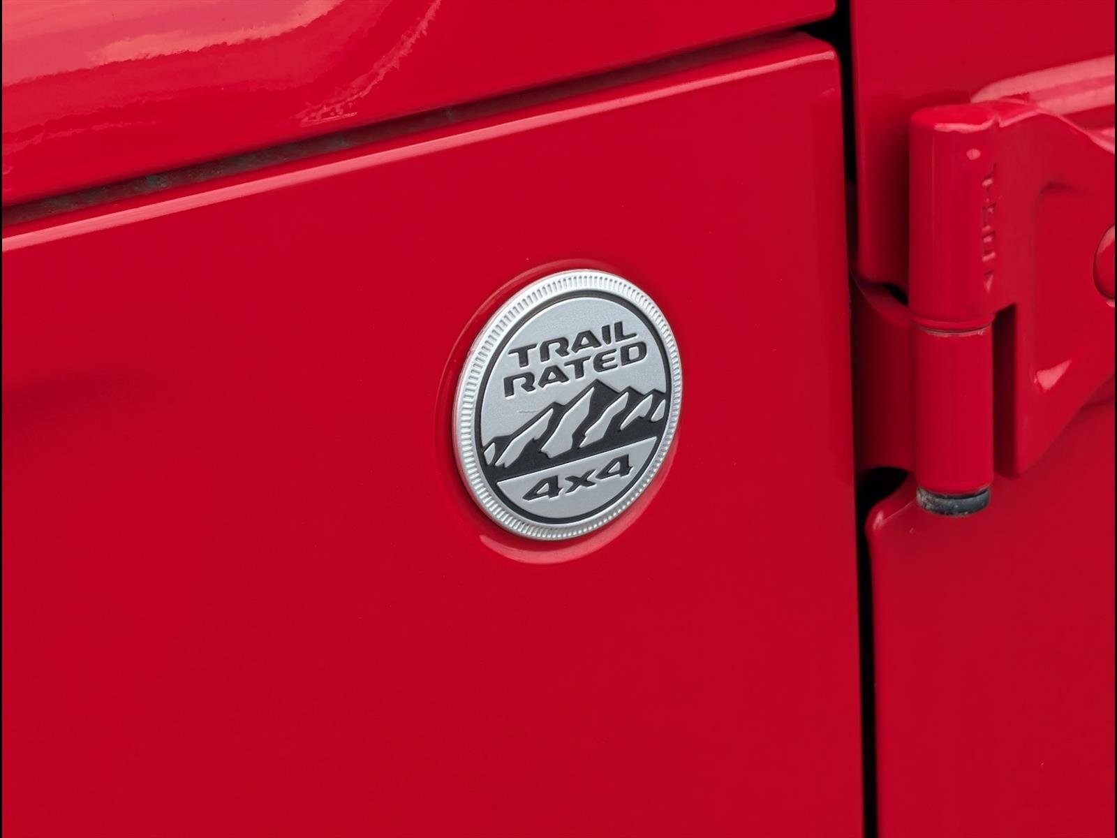 2020 Jeep Wrangler Unlimited Sahara - Photo 9