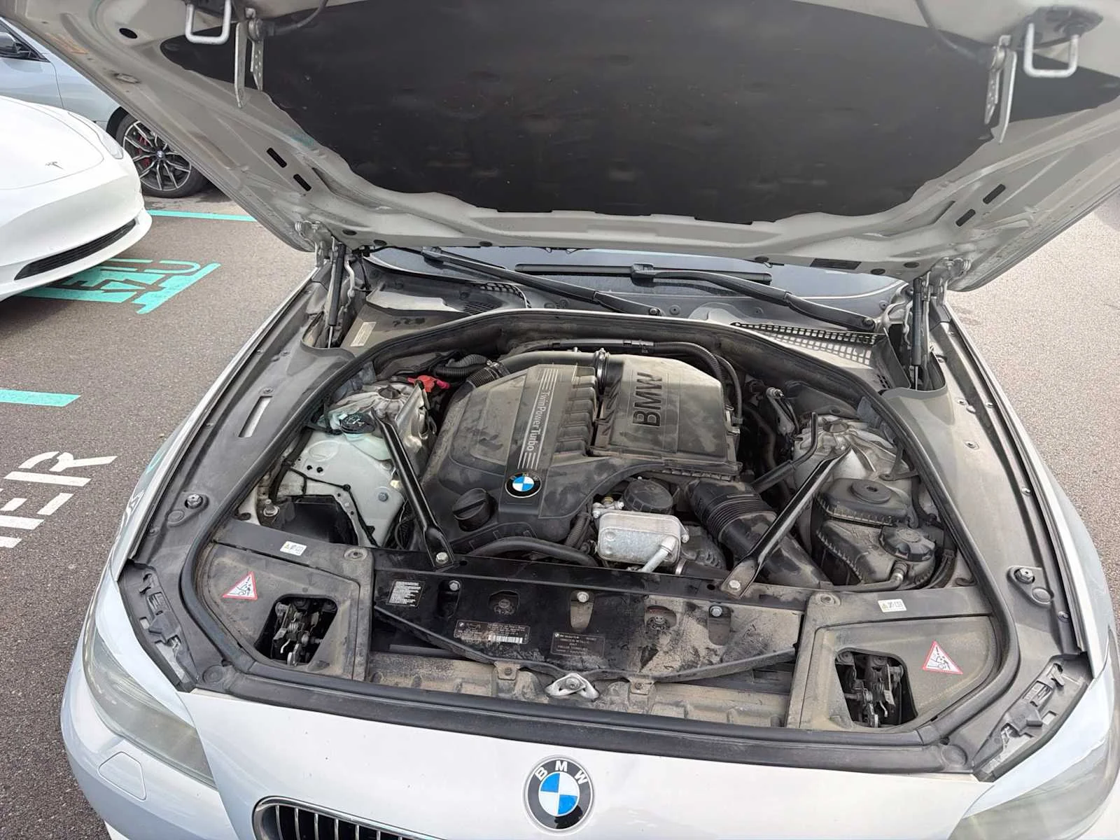 Used 2013 Silver BMW 535i xDrive image 14