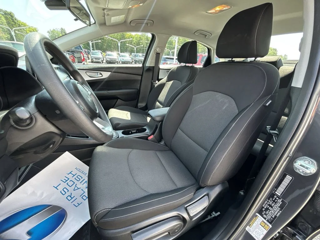 Used 2024 Gray Kia LXS image 13