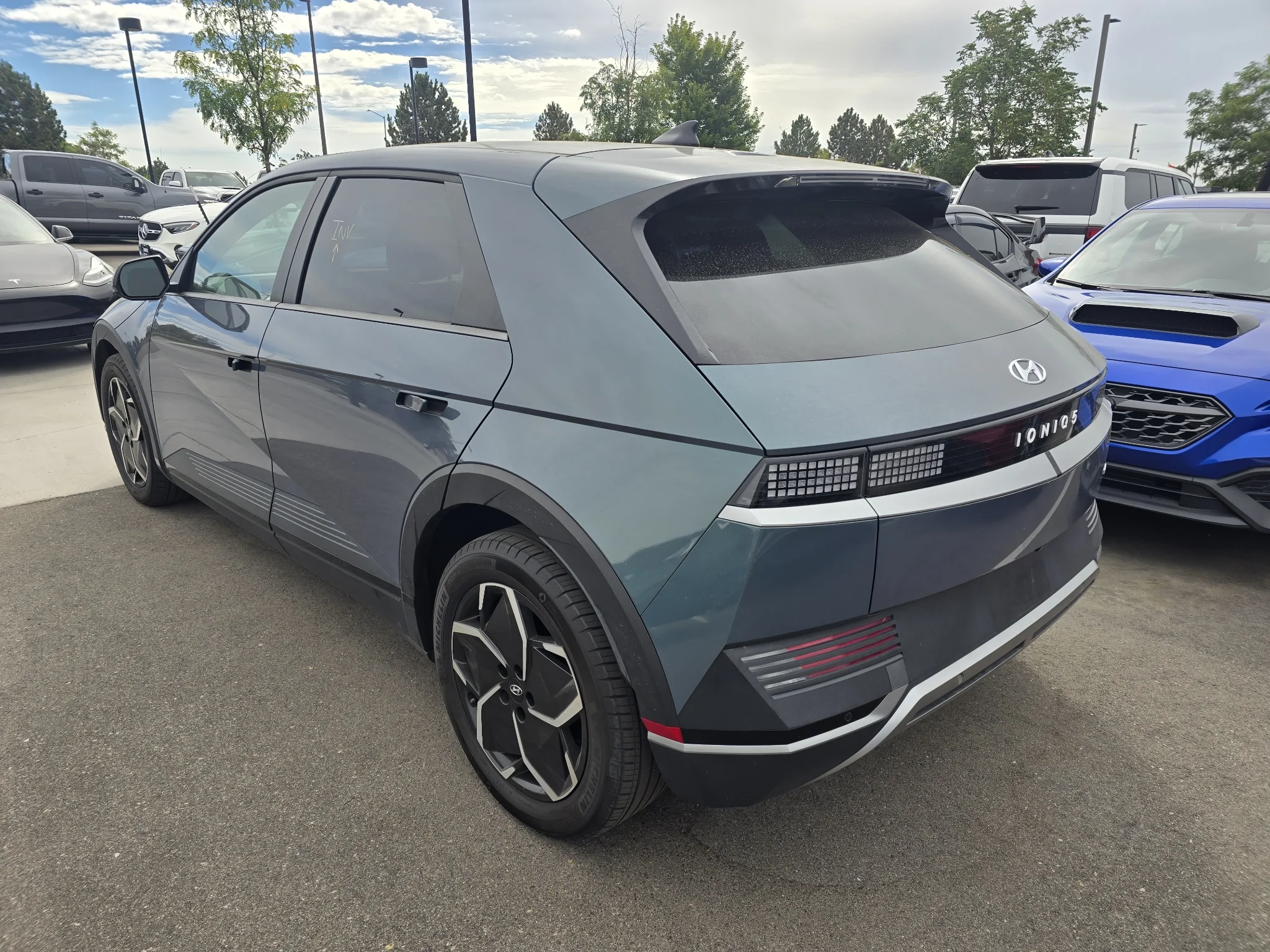 Used 2024 Digital Teal Hyundai SEL image 3