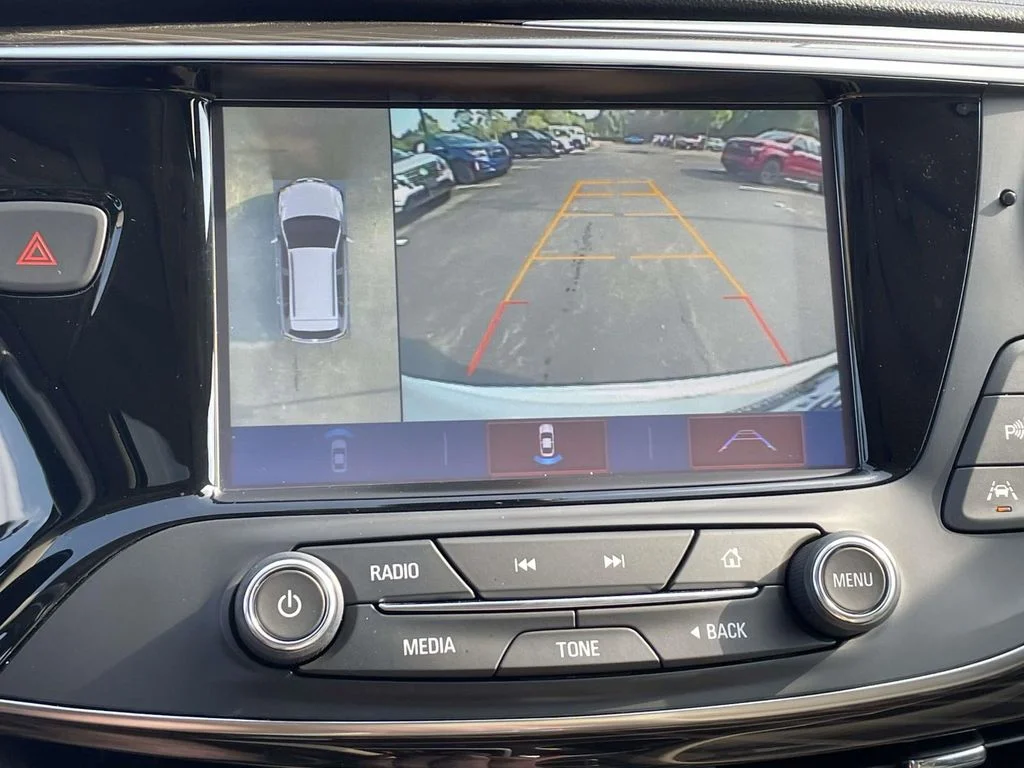 Used 2020 SUMMIT WHITE Buick Premium II image 26