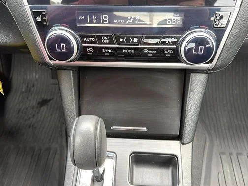 Used 2019 Silver Subaru 2.5i image 17