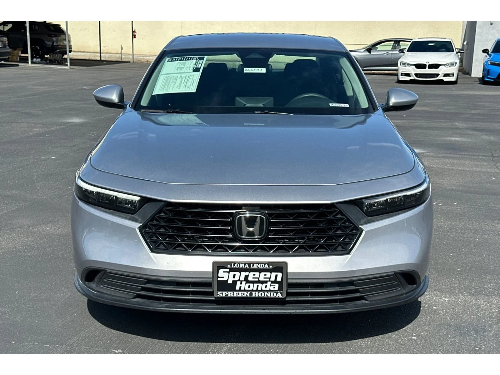 Used 2024 Solar Silver Metallic Honda LX image 9