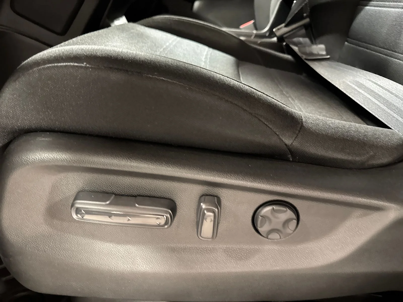 Used 2020 Gray Honda EX image 17