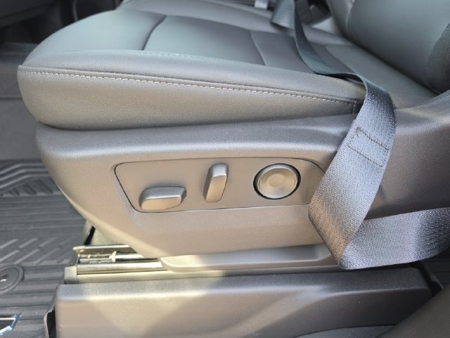 2026 Chevrolet Silverado 1500 LT - Photo 17