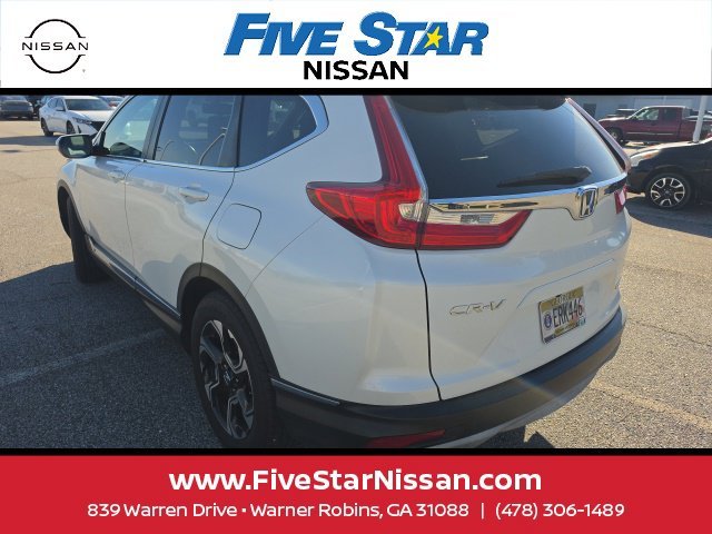 Used 2018 White Honda Touring image 5