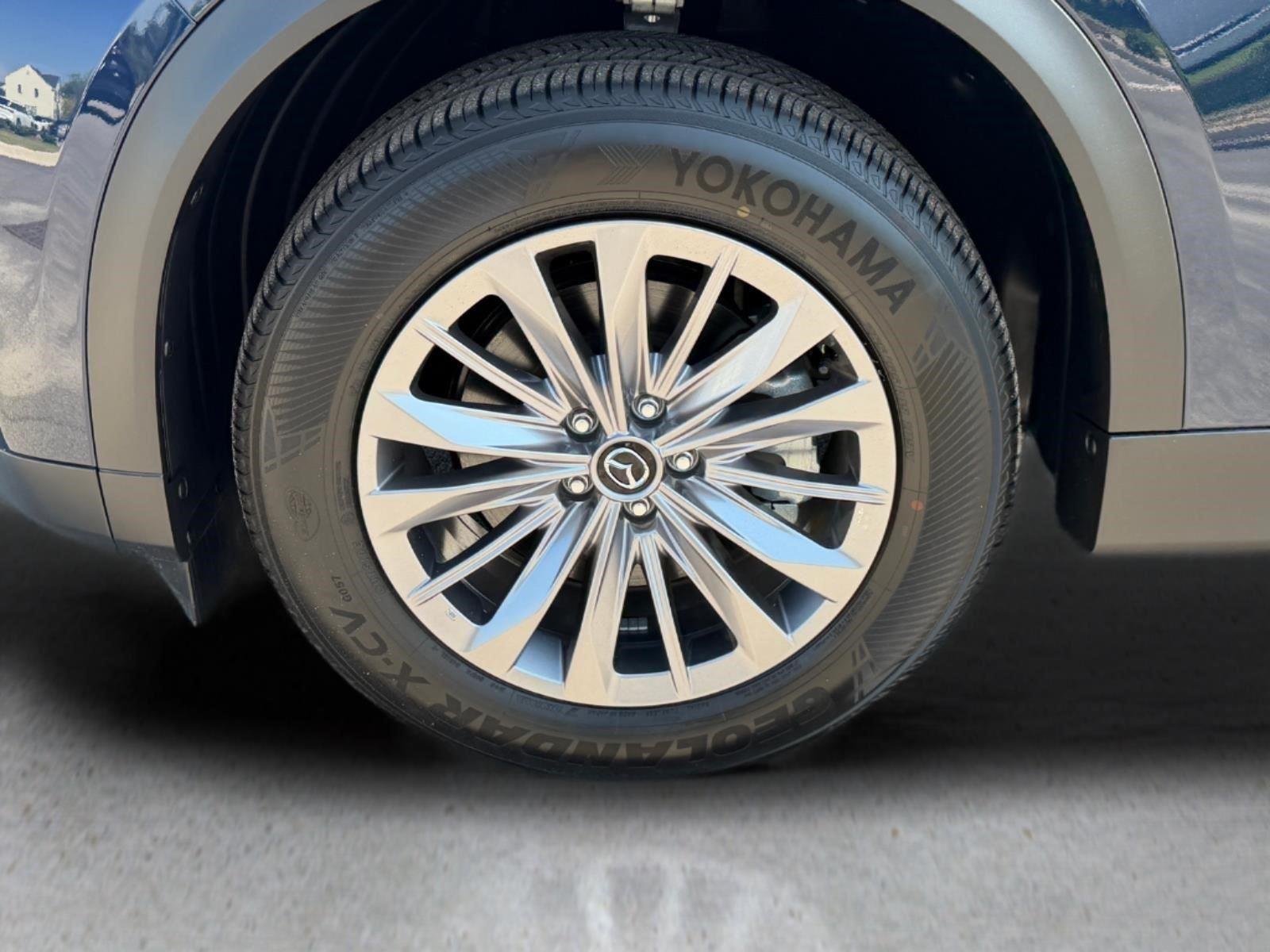 2026 Mazda CX-90 Select Package - Photo 11