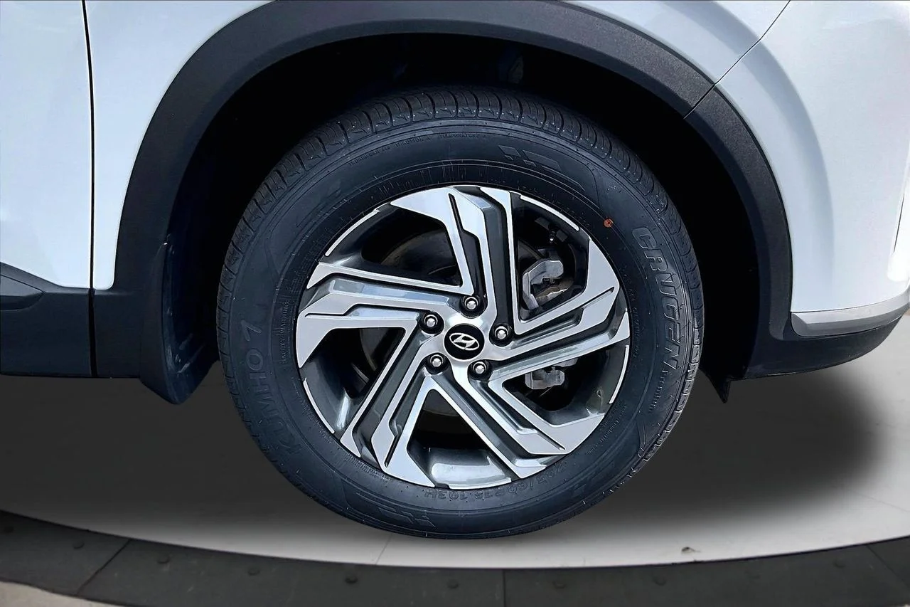 Certified Used 2023 White Hyundai SEL image 33
