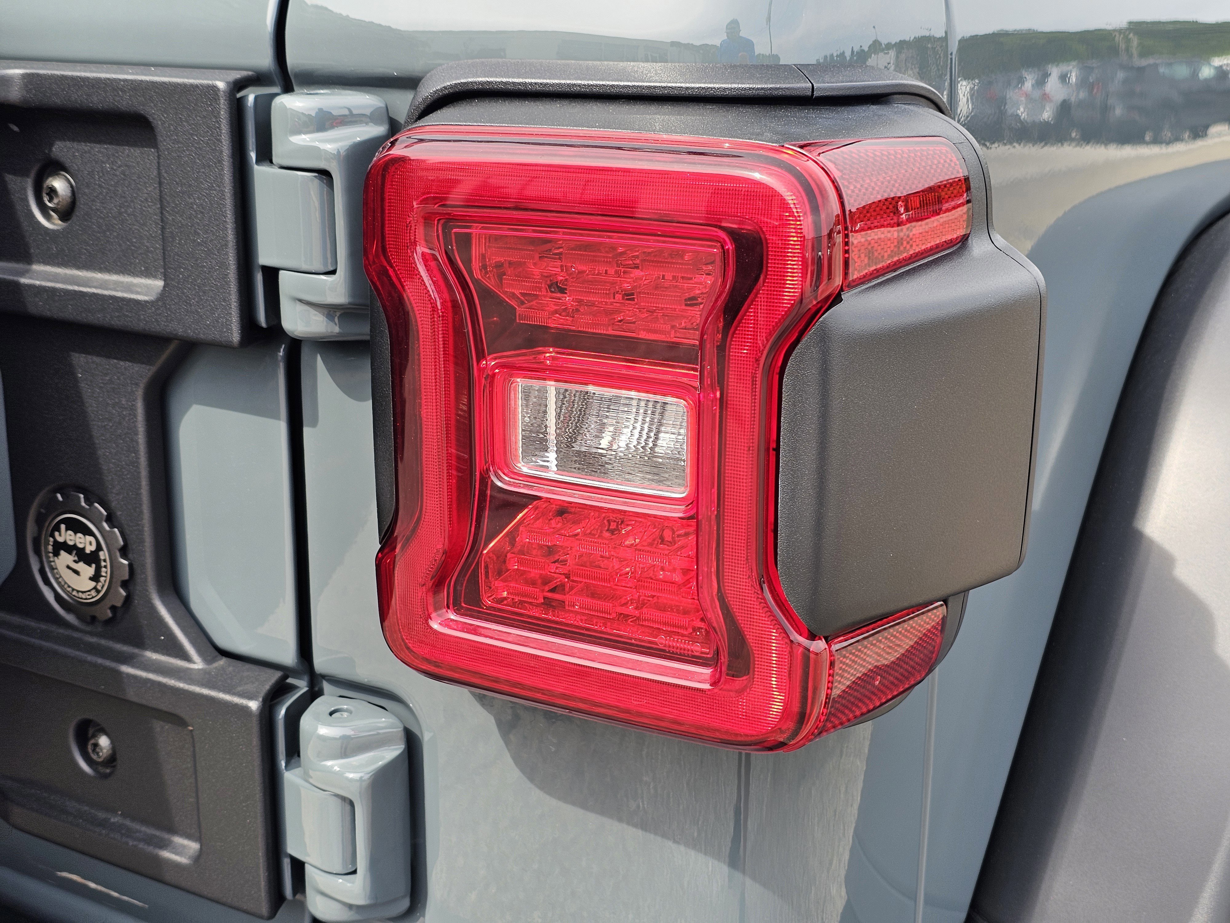 2025 Jeep Wrangler 4-Door Rubicon - Photo 10