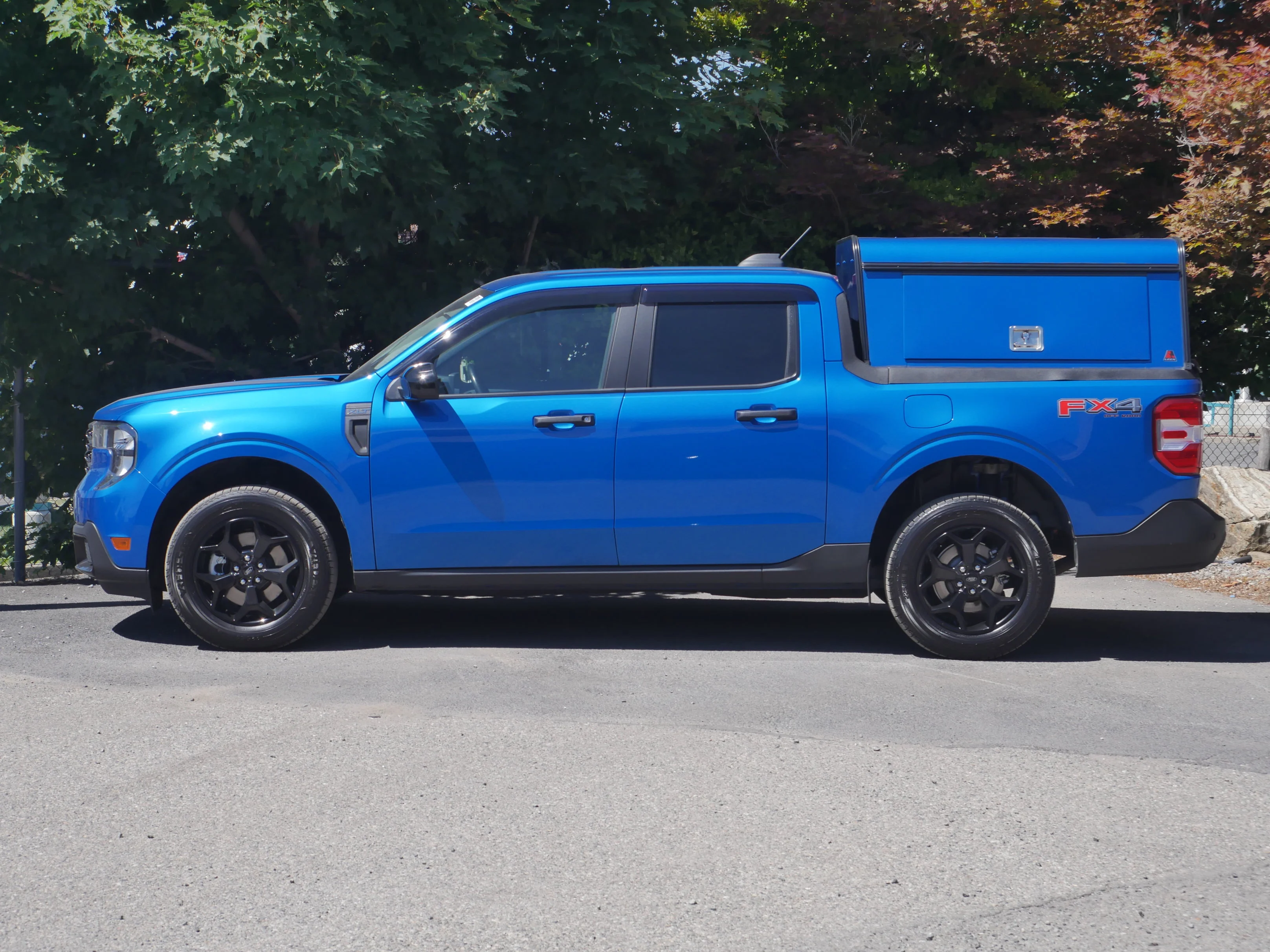 Certified Used 2025 Velocity Blue Ford XLT image 15