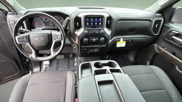 Used 2019 Gray Chevrolet RST image 16
