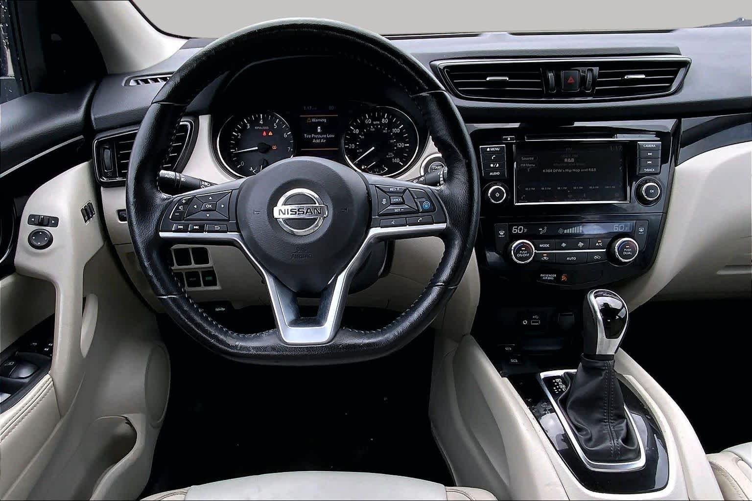 Pre-Owned 2021 Nissan Rogue Sport SV
