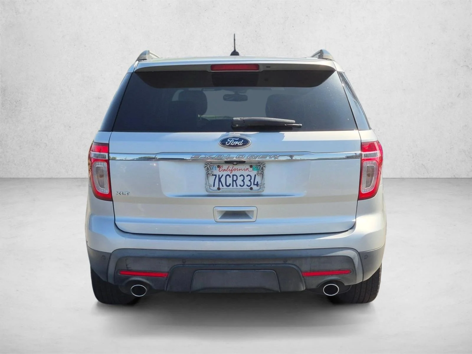 Used 2015 Ingot Silver Metallic Ford XLT image 6