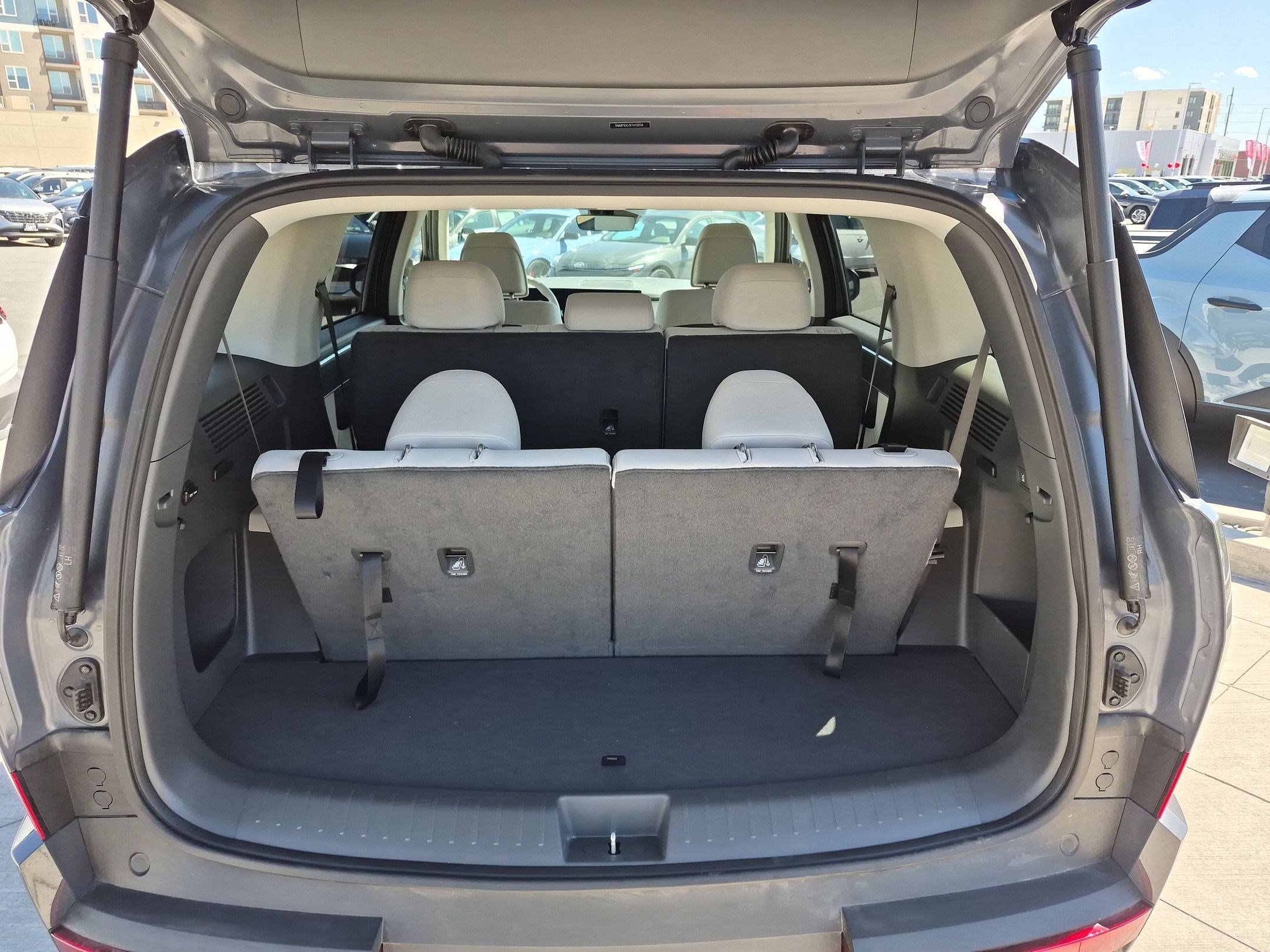 Certified Used 2026 Ecotronic Gray Hyundai SE image 27