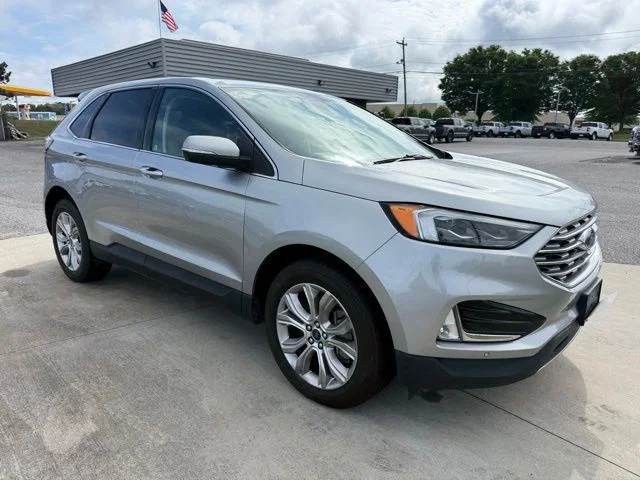 Used 2022 Silver Ford Titanium image 4
