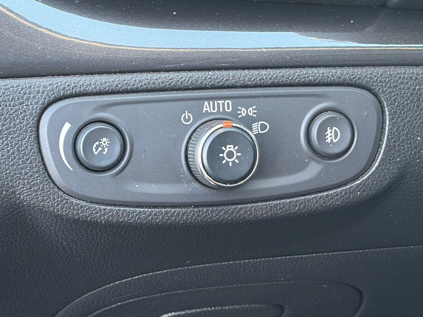 Used 2018 Includes (CM5) Black Carbon Metallic lower exterior accent color, Paint code W700S. Buick Essence image 9