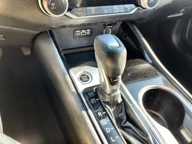Used 2021 Silver Nissan 2.5 SV image 29