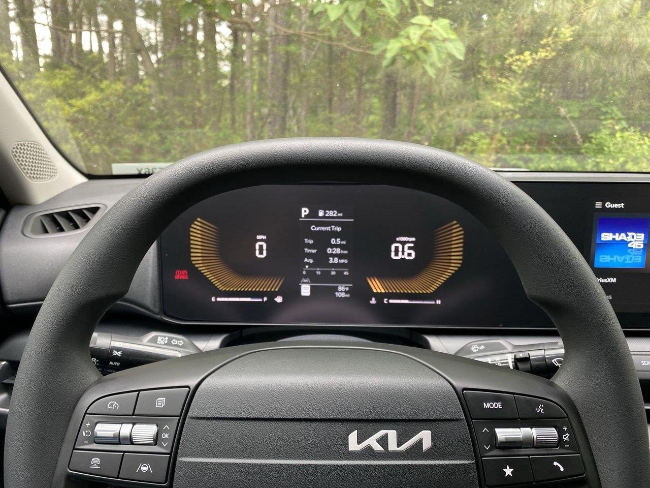New 2026 Snow White Pearl Kia LXS image 31