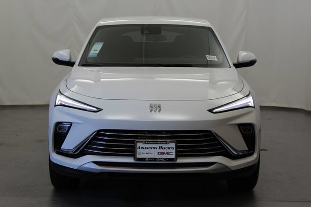 New 2026 Summit White Buick Preferred image 5