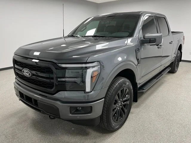 Used 2025 Gray Ford Lariat image 4