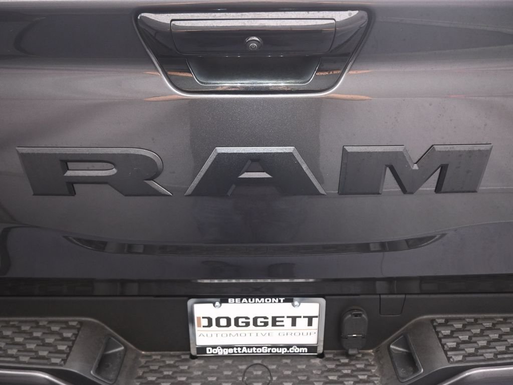 New 2026 Granite Crystal Metallic Clear-Coat Exterior Paint RAM Big Horn/Lone Star image 14