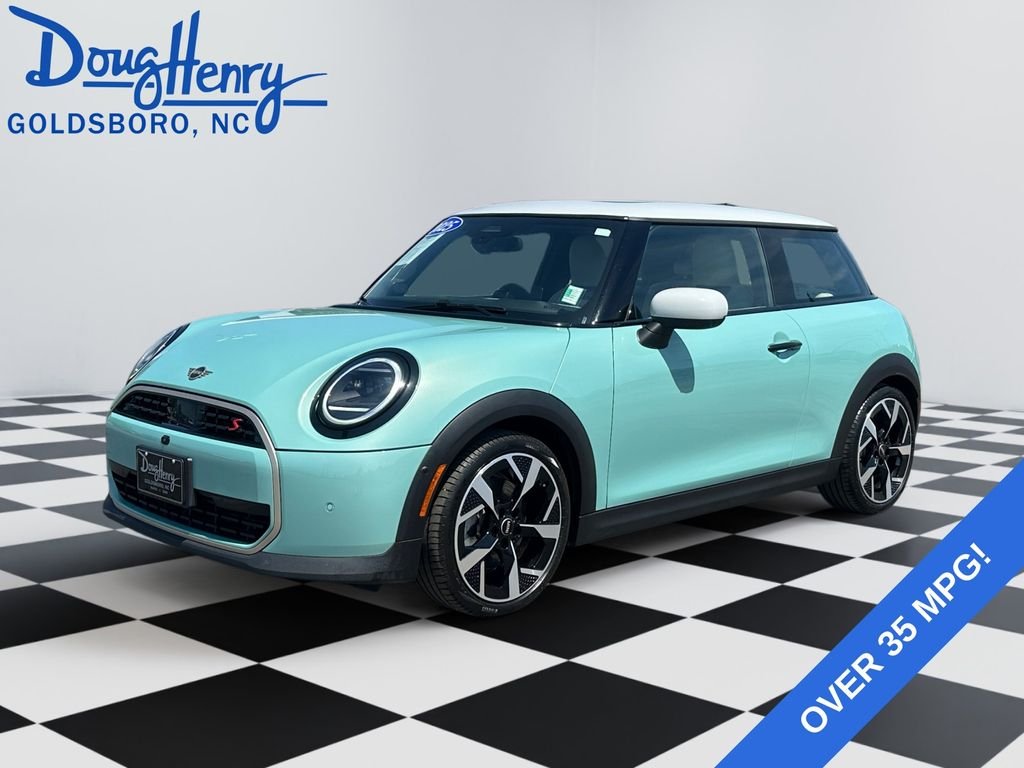 2025 MINI Hardtop Cooper S's photo