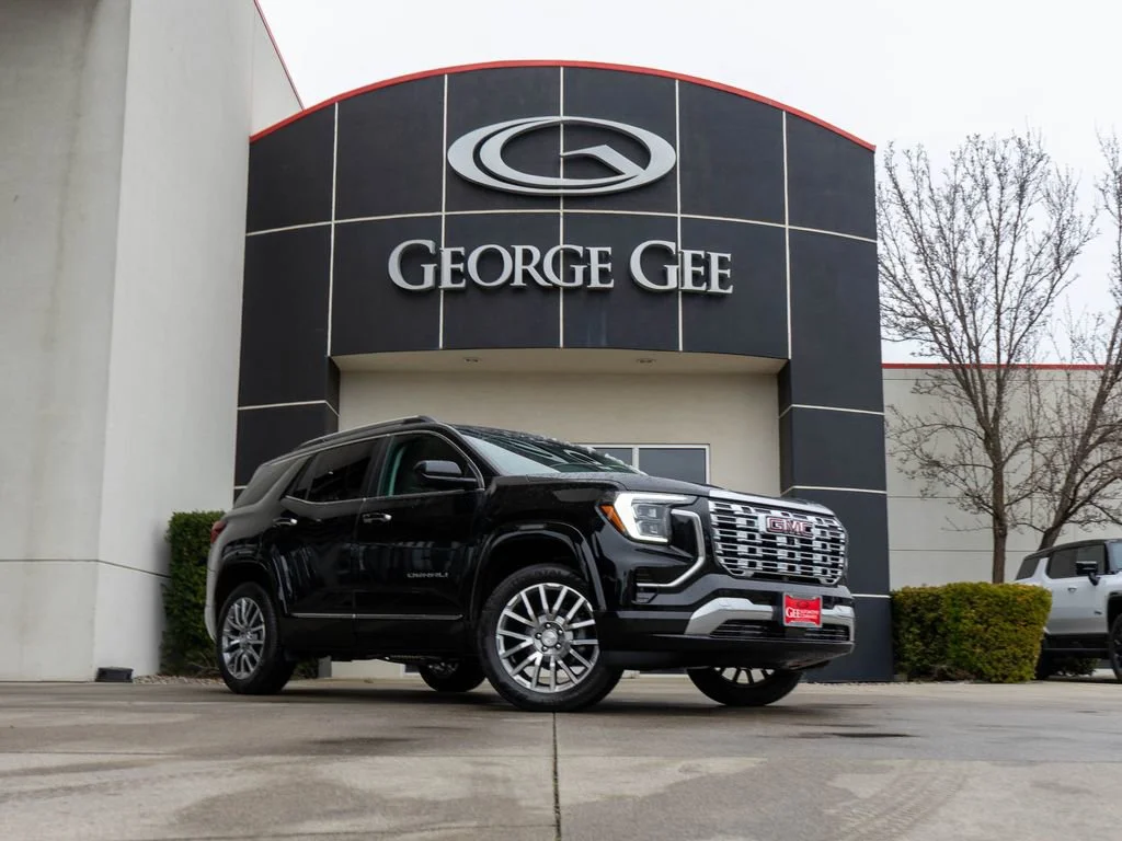 2026 GMC Terrain Denali AWD's photo