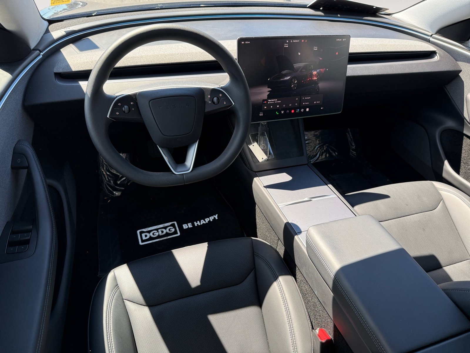 Used 2025 Stealth Gray Tesla Long Range image 15