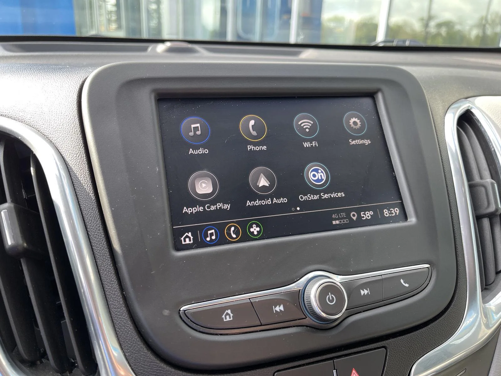 Used 2024 Lakeshore Blue Metallic Chevrolet LT image 26