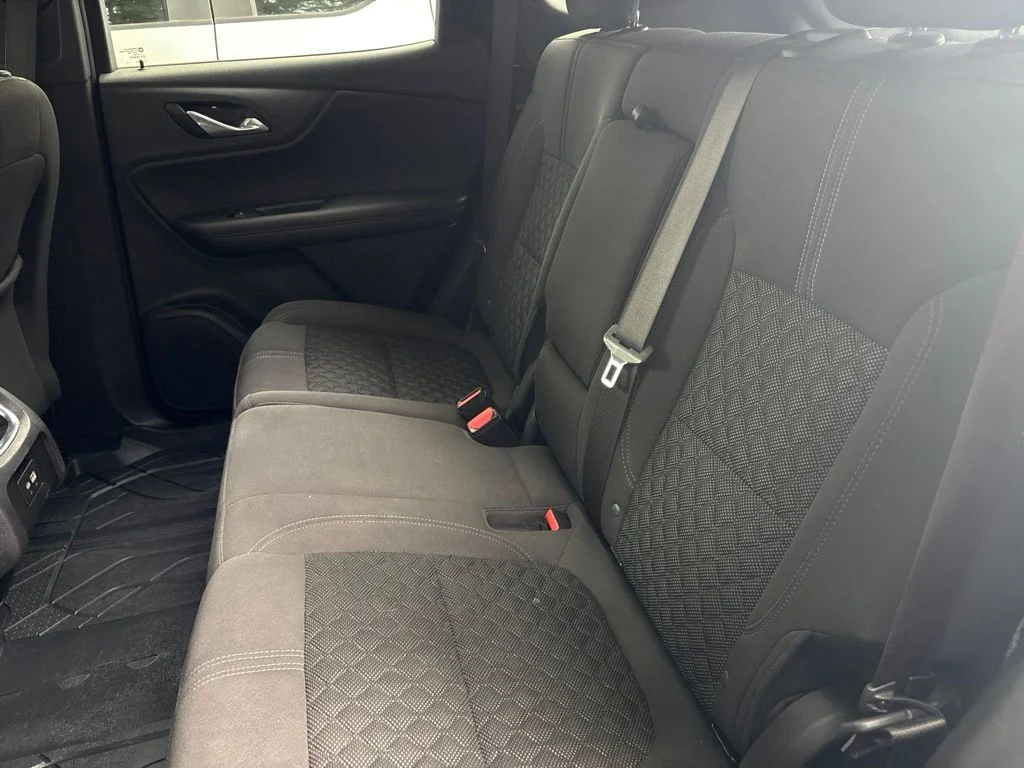 Used 2019 Red Chevrolet Base image 23