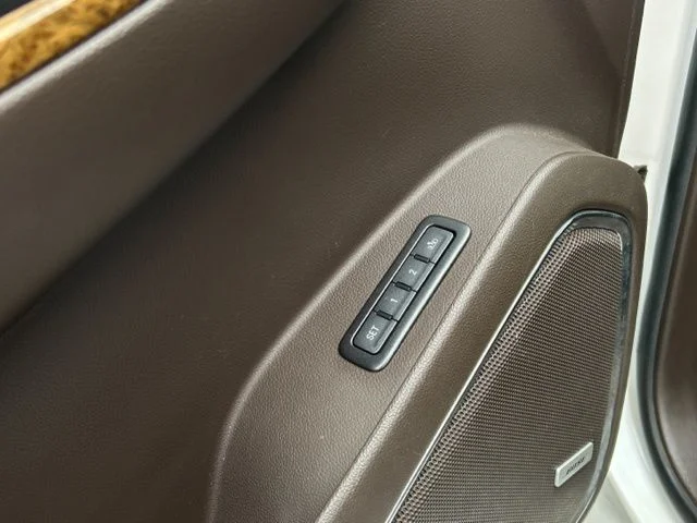 Used 2017 White Frost GMC Denali image 31