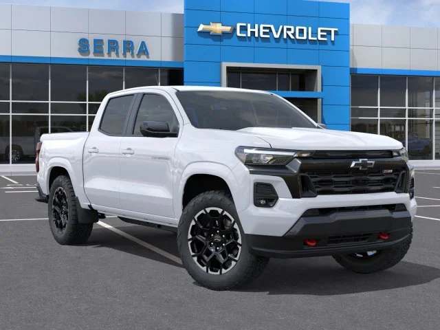 New 2026 Summit White Chevrolet Z71 image 7