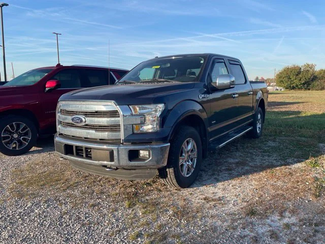 Used 2016 Blue Ford Lariat image 2