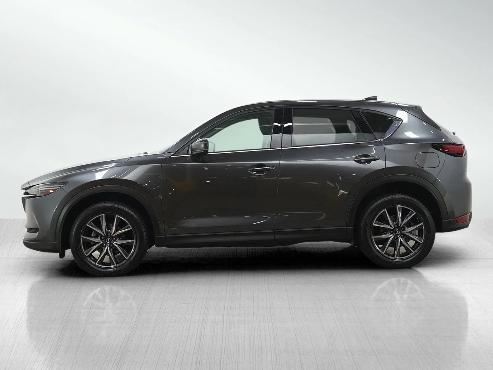 Used 2018 Mazda CX-5 Grand Touring with VIN JM3KFBDM4J0428470 for sale in White Bear Lake, Minnesota