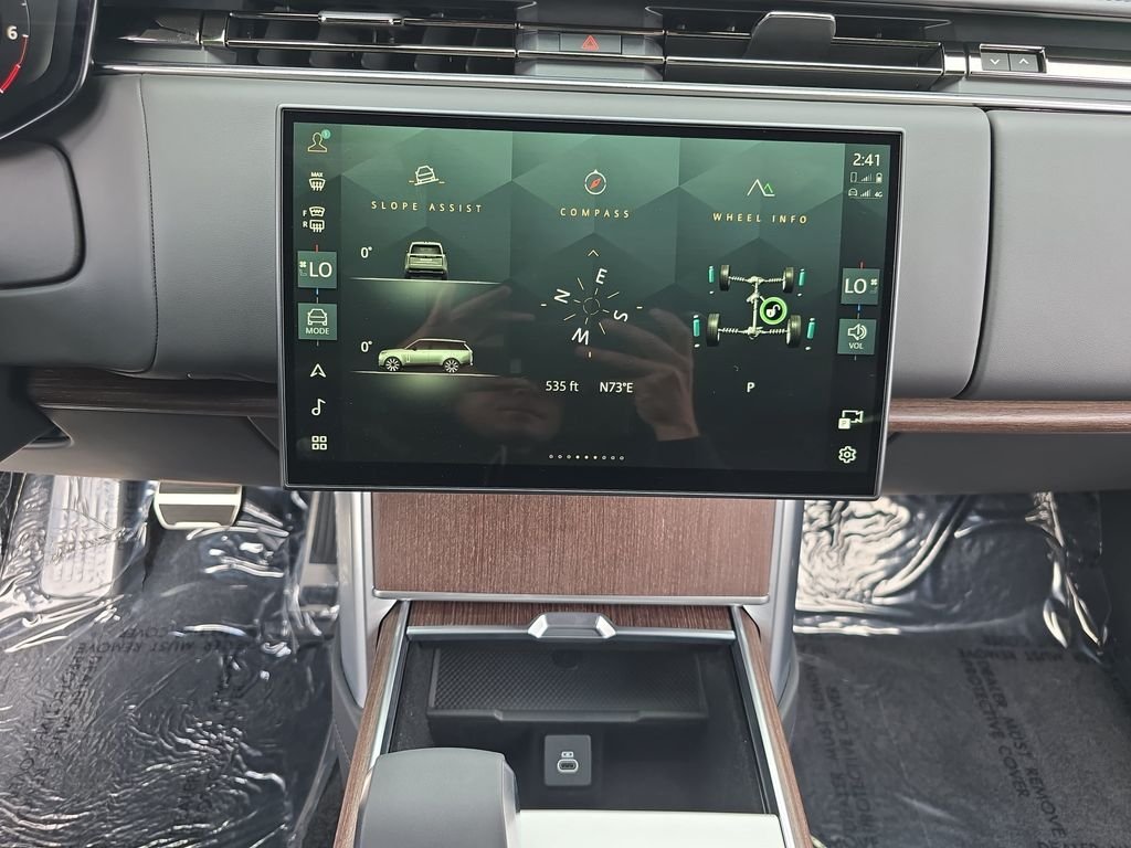 Certified Used 2025 Black Land Rover SE image 21