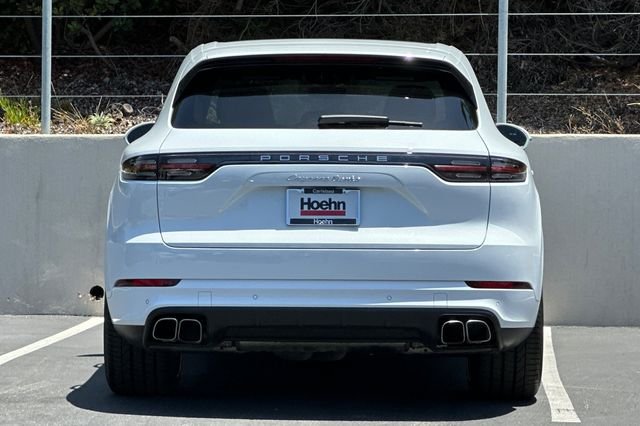 Used 2022  Porsche Turbo image 4