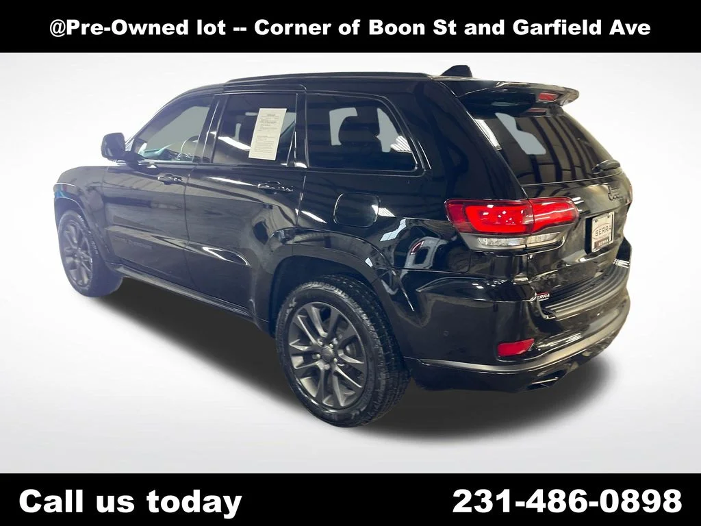 Used 2018 Black Jeep Overland image 3