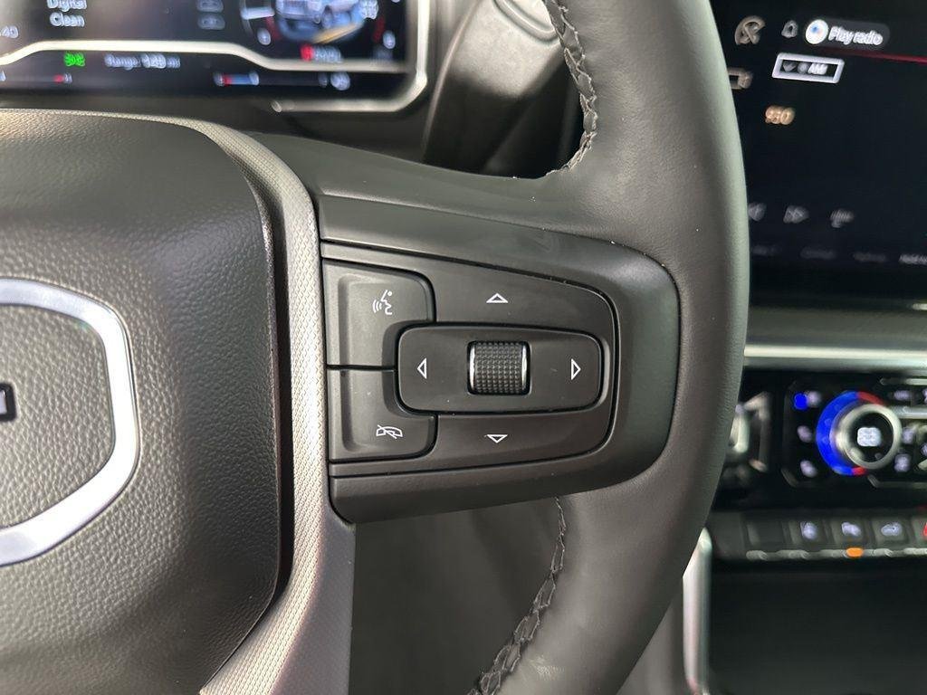 Used 2025 Onyx Black GMC Denali image 27