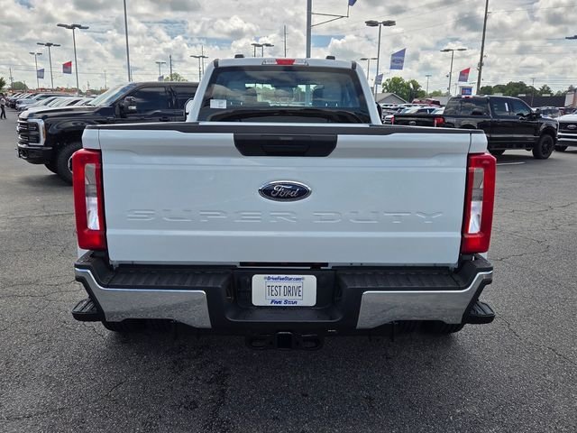 New 2026 Oxford White Ford XL image 6