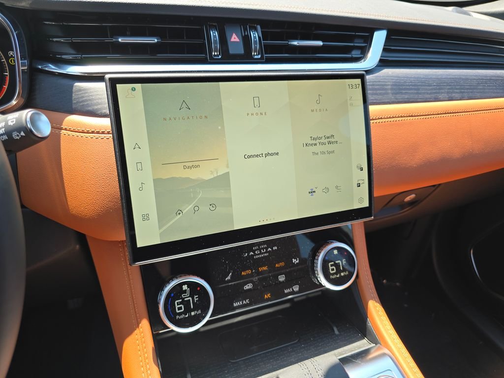2026 Jaguar F-Pace R-Dynamic S - Photo 33