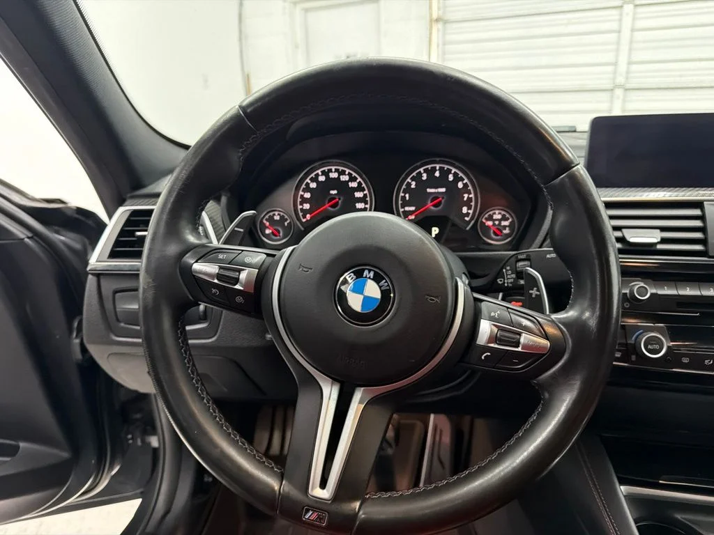 Used 2018 Gray BMW Base image 15