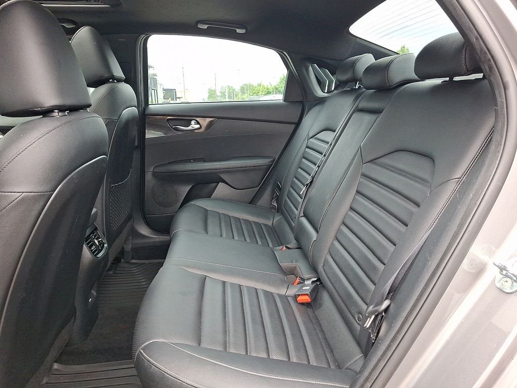 Used 2023 Gray Kia GT-Line image 11