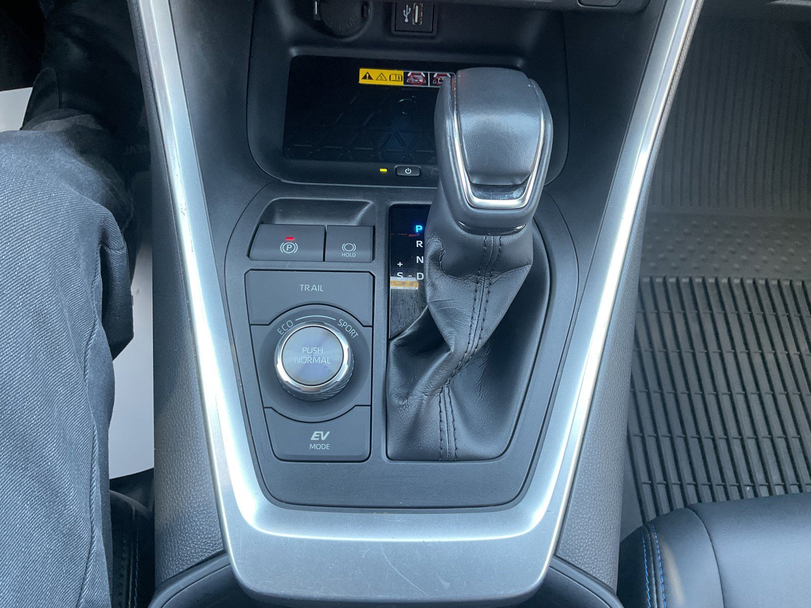 Certified Used 2023 Midnight Black Metallic Toyota Hybrid XSE image 28