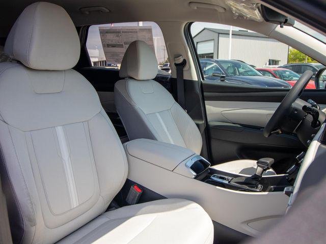 New 2026 Silver Hyundai SEL AWD image 15